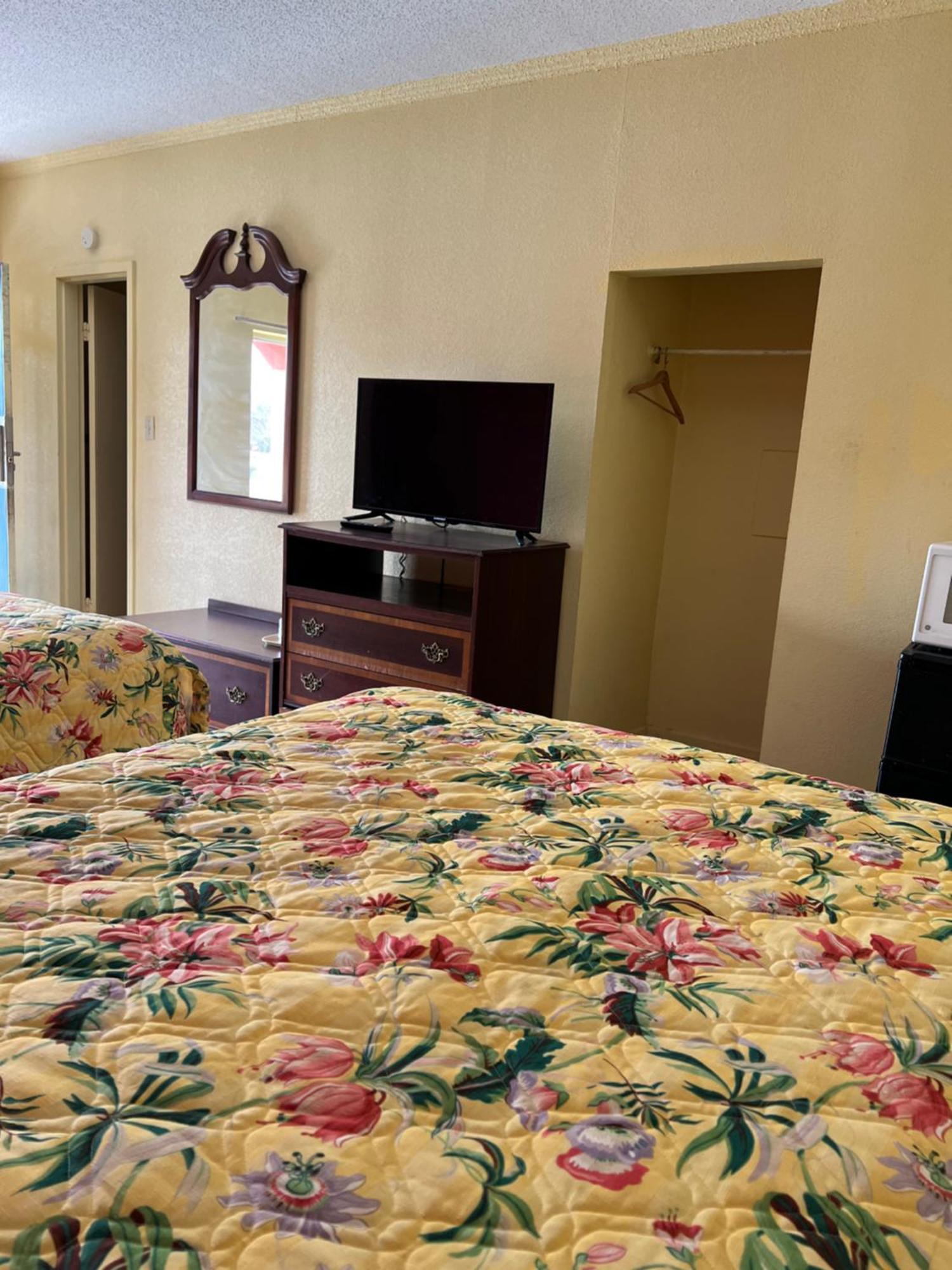Ross Motel Уилиямстън Екстериор снимка