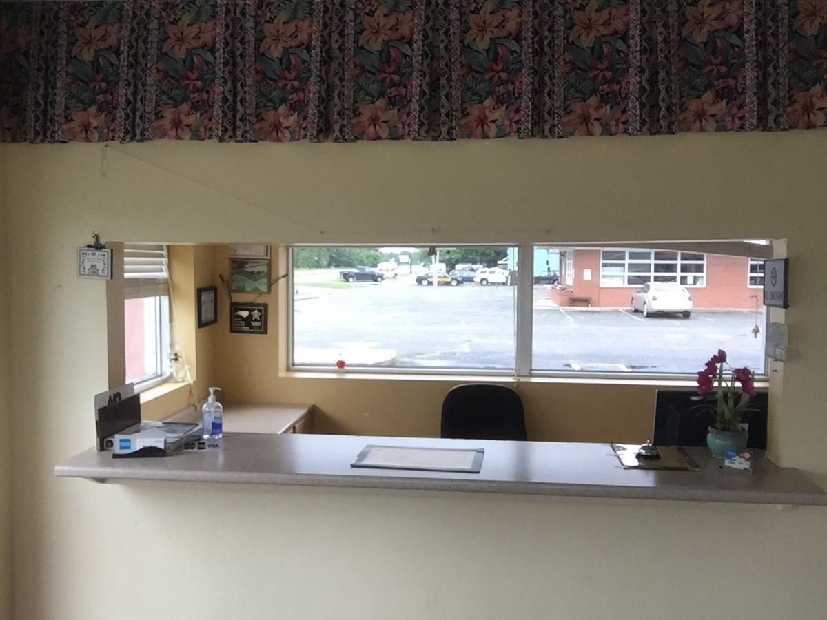 Ross Motel Уилиямстън Екстериор снимка