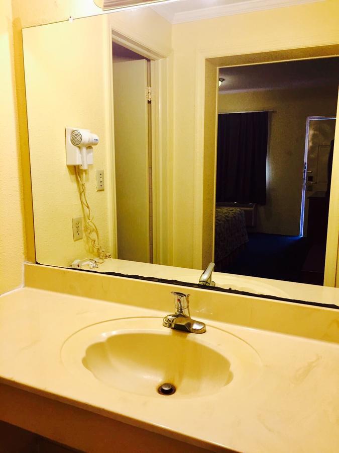 Ross Motel Уилиямстън Екстериор снимка
