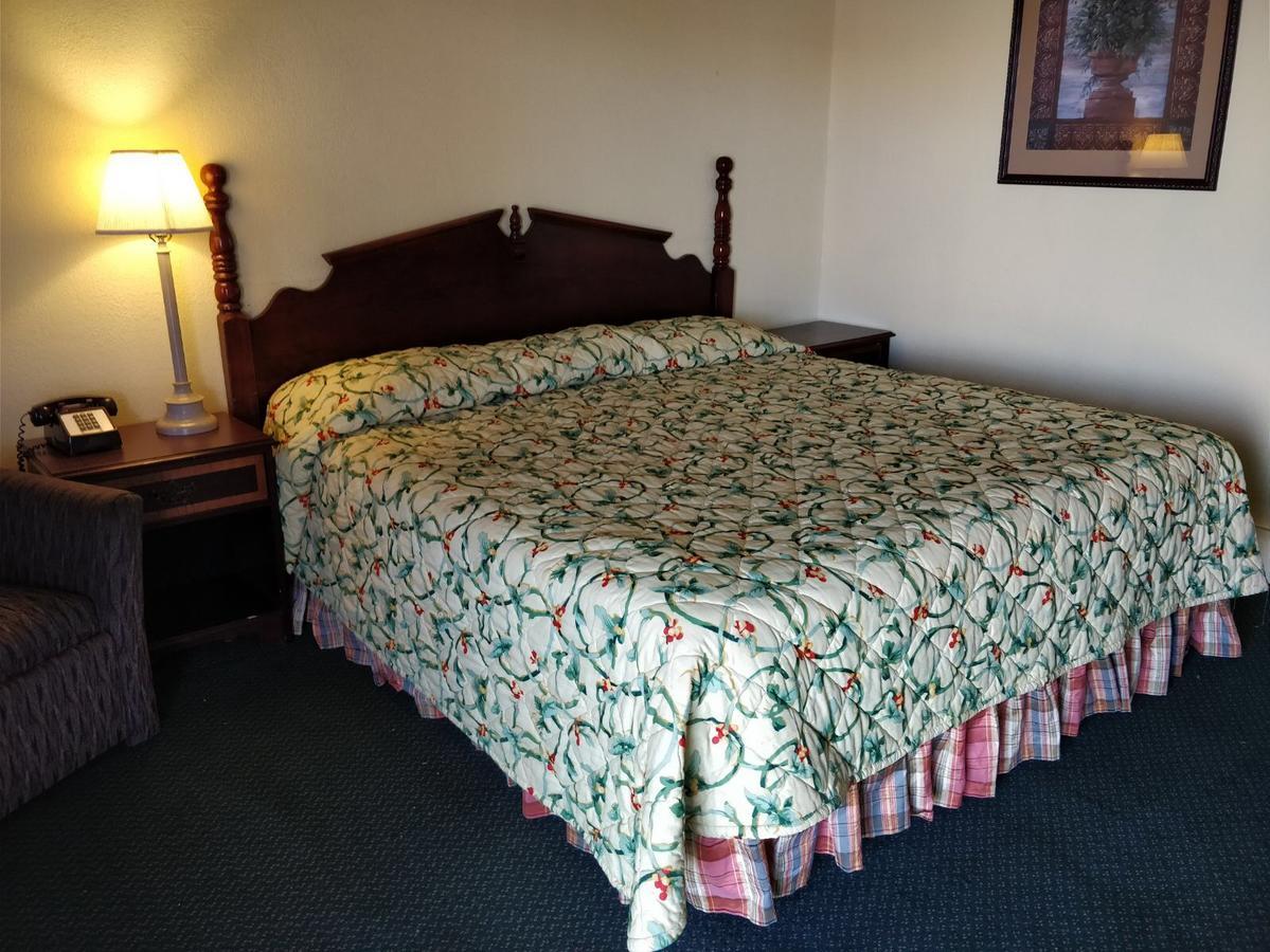 Ross Motel Уилиямстън Екстериор снимка